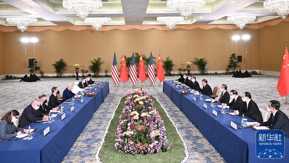 4.當地時間11月14日下午，國家主席習近平在印度尼西亞巴厘島同美國總統拜登舉行會晤。.jpg