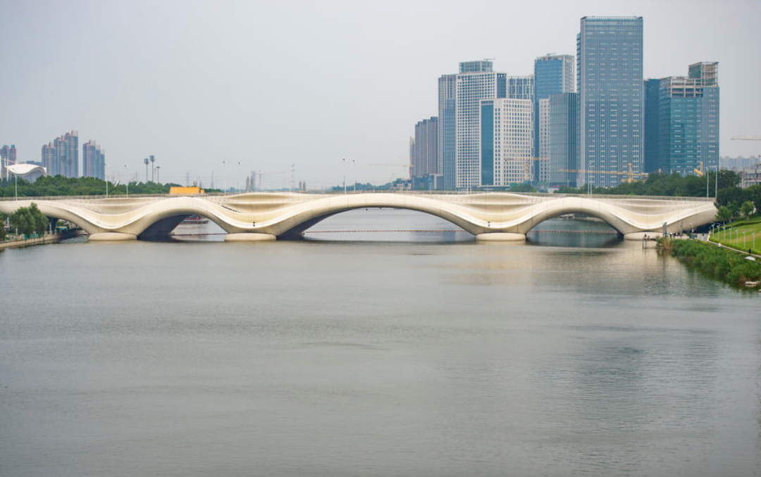這是北京市通州區北運河風光，遠處是運河商務區（2020年7月16日攝）。新華社記者 陳鐘昊 攝.png